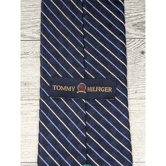 Tommy Hilfiger Mens Tie Navy Blue And Light Blue Stripes 3.75 X 60 - Picture 3 of 4